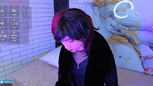 Snapshot of MaeveKuro chatting on 17, 11, 2025 MaeveKuro online show from 17, 11, 2025