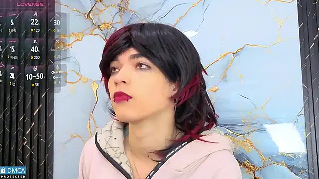 Snapshot of MaeveKuro chatting on 26, 11, 2025 MaeveKuro online show from 26, 11, 2025