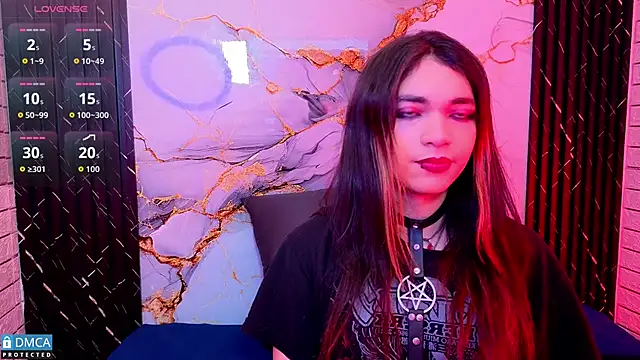 MaeveKuro online show from 13, 3, 2026