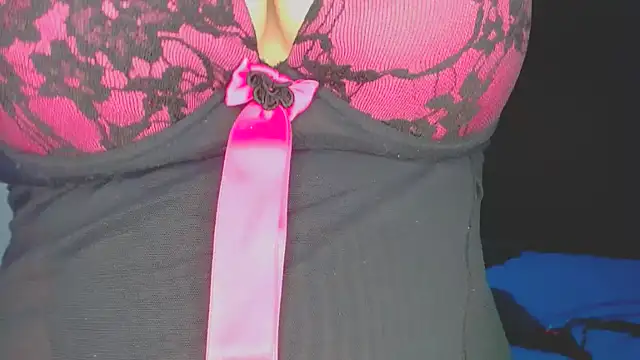 roxanasexy2025 online show from 1, 10, 2025