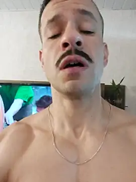 Snapshot of juniortche1313 chatting on 28, 11, 2025 juniortche1313 online show from 28, 11, 2025