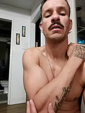 Snapshot of juniortche1313 chatting on 4, 12, 2025 juniortche1313 online show from 4, 12, 2025