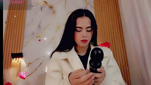 Snapshot of ValeriCardenas chatting on 19, 11, 2025 ValeriCardenas online show from 19, 11, 2025