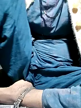 Snapshot of Anitabhabi_2 chatting on 20, 11, 2025 Anitabhabi 2 online show from 20, 11, 2025