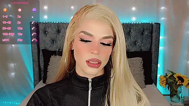 Snapshot of Dalila_moan chatting on 22, 3, 2025 Dalila moan online show from 22, 3, 2025