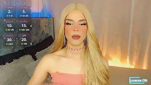 Snapshot of Dalila_moan chatting on 21, 9, 2025 Dalila moan online show from 21, 9, 2025