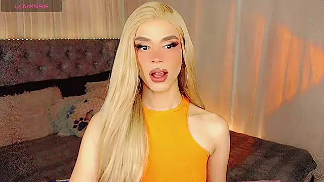 Snapshot of Dalila_moan chatting on 24, 9, 2025 Dalila moan online show from 24, 9, 2025