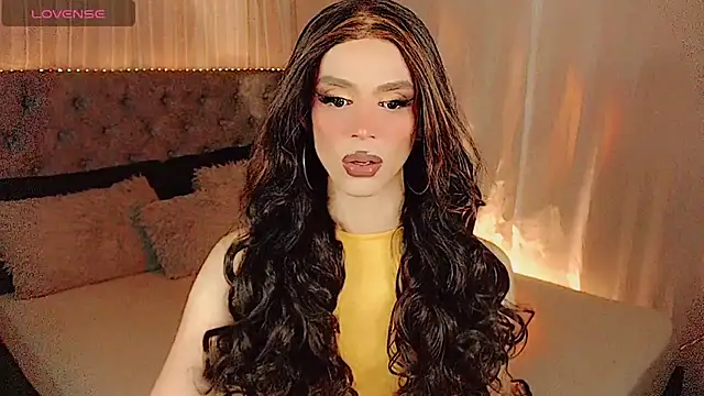 Snapshot of Dalila_moan chatting on 7, 11, 2025 Dalila moan online show from 7, 11, 2025