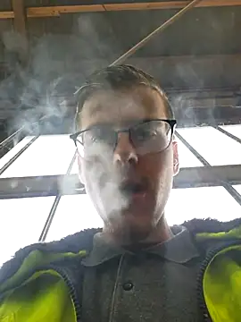 luckyluuk25 online show from 25, 2, 2025