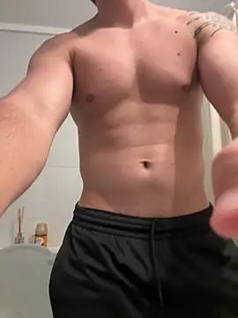 Snapshot of shuki0101 chatting on 29, 10, 2025 shuki0101 online show from 29, 10, 2025