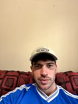 Snapshot of shuki0101 chatting on 2, 11, 2025 shuki0101 online show from 2, 11, 2025