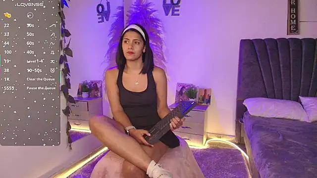 Snapshot of miaoconell chatting on 6, 5, 2026 miaoconell online show from 6, 5, 2026