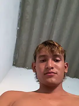 Babyalienqm online show from 13, 2, 2026