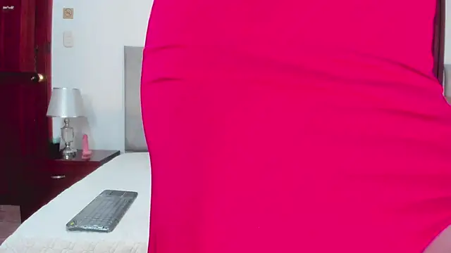 Snapshot of SeleneLujan chatting on 21, 3, 2025 SeleneLujan online show from 21, 3, 2025