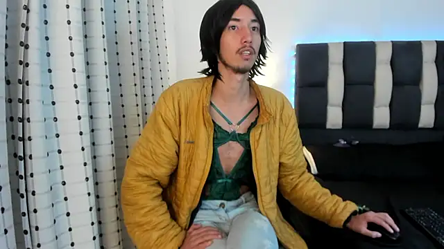 Snapshot of loverisu-coral chatting on 14, 1, 2026 loverisu-coral online show from 14, 1, 2026