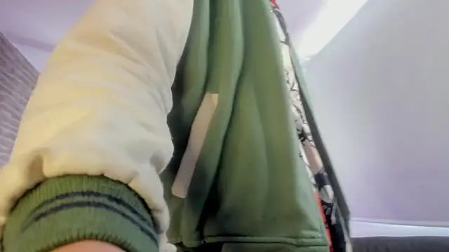 Snapshot of loverisu-coral chatting on 3, 2, 2026 loverisu-coral online show from 3, 2, 2026