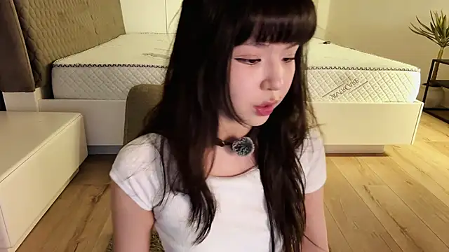 melana love online show from 3, 2, 2026