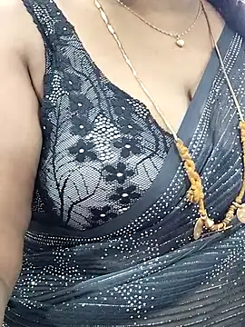 Snapshot of abinaya26 chatting on 9, 9, 2025 abinaya26 online show from 9, 9, 2025