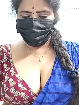 Snapshot of abinaya26 chatting on 10, 9, 2025 abinaya26 online show from 10, 9, 2025