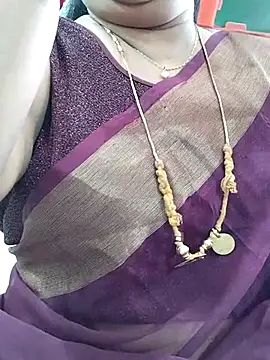 Snapshot of abinaya26 chatting on 24, 9, 2025 abinaya26 online show from 24, 9, 2025