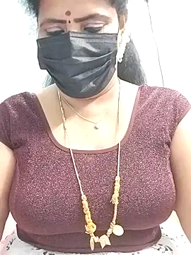 Snapshot of abinaya26 chatting on 27, 9, 2025 abinaya26 online show from 27, 9, 2025