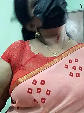 Snapshot of abinaya26 chatting on 7, 10, 2025 abinaya26 online show from 7, 10, 2025