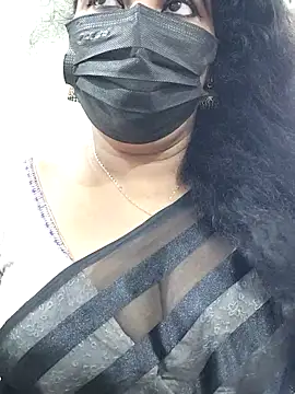 Snapshot of abinaya26 chatting on 9, 10, 2025 abinaya26 online show from 9, 10, 2025