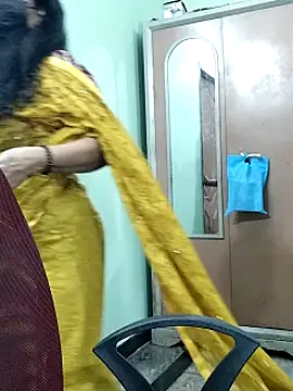 Snapshot of abinaya26 chatting on 10, 10, 2025 abinaya26 online show from 10, 10, 2025