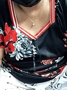 Snapshot of abinaya26 chatting on 17, 10, 2025 abinaya26 online show from 17, 10, 2025