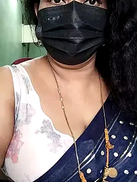 Snapshot of abinaya26 chatting on 21, 10, 2025 abinaya26 online show from 21, 10, 2025