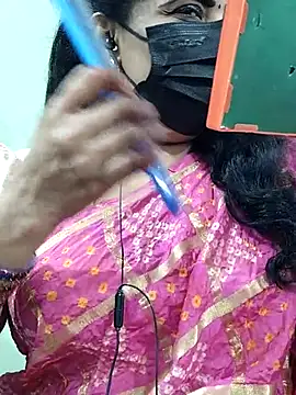 Snapshot of abinaya26 chatting on 24, 10, 2025 abinaya26 online show from 24, 10, 2025