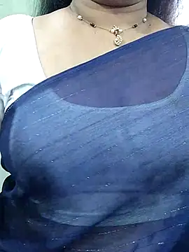 Snapshot of abinaya26 chatting on 29, 10, 2025 abinaya26 online show from 29, 10, 2025