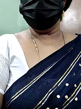 Snapshot of abinaya26 chatting on 1, 11, 2025 abinaya26 online show from 1, 11, 2025