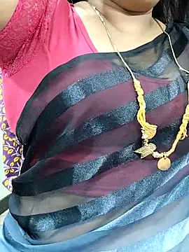 Snapshot of abinaya26 chatting on 2, 11, 2025 abinaya26 online show from 2, 11, 2025