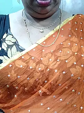 Snapshot of abinaya26 chatting on 5, 11, 2025 abinaya26 online show from 5, 11, 2025