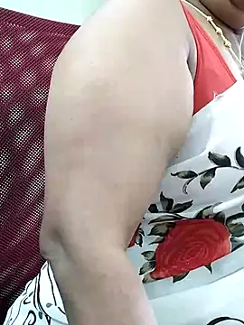 Snapshot of abinaya26 chatting on 10, 11, 2025 abinaya26 online show from 10, 11, 2025