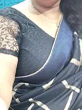 Snapshot of abinaya26 chatting on 25, 11, 2025 abinaya26 online show from 25, 11, 2025