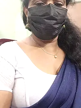 Snapshot of abinaya26 chatting on 29, 11, 2025 abinaya26 online show from 29, 11, 2025