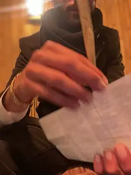 YJeromZCoxk online show from 9, 3, 2025