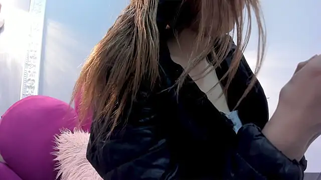 Bonniie 22 online show from 10, 2, 2026