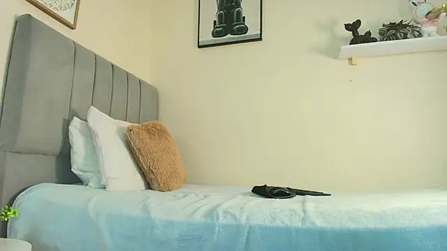 mary cute9 online show from 15, 4, 2026