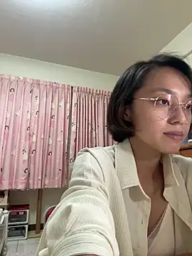 ladypaggy online show from 27, 3, 2026