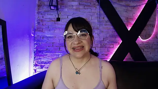 TaraTaylorr online show from 18, 3, 2025