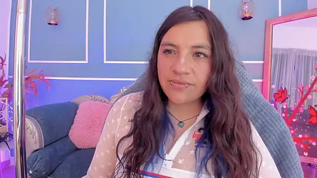 Snapshot of TaraTaylorr chatting on 9, 6, 2026 TaraTaylorr online show from 9, 6, 2026