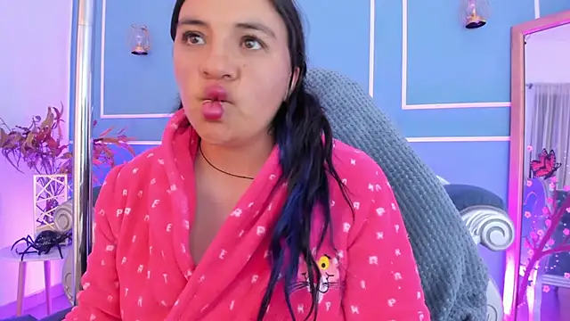 Snapshot of TaraTaylorr chatting on 15, 6, 2026 TaraTaylorr online show from 15, 6, 2026
