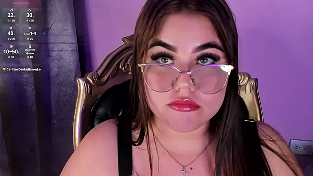 MadissonLee   online show from 12, 11, 2025