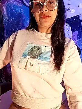 Snapshot of MiaStarts chatting on 10, 10, 2025 MiaStarts online show from 10, 10, 2025