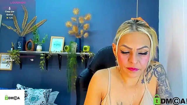 yessila parker online show from 24, 10, 2025