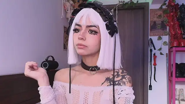  mollycrystal online show from 26, 2, 2026