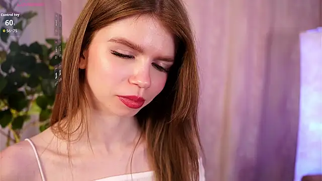 Snapshot of AmityDilley chatting on 7, 11, 2025 AmityDilley online show from 7, 11, 2025